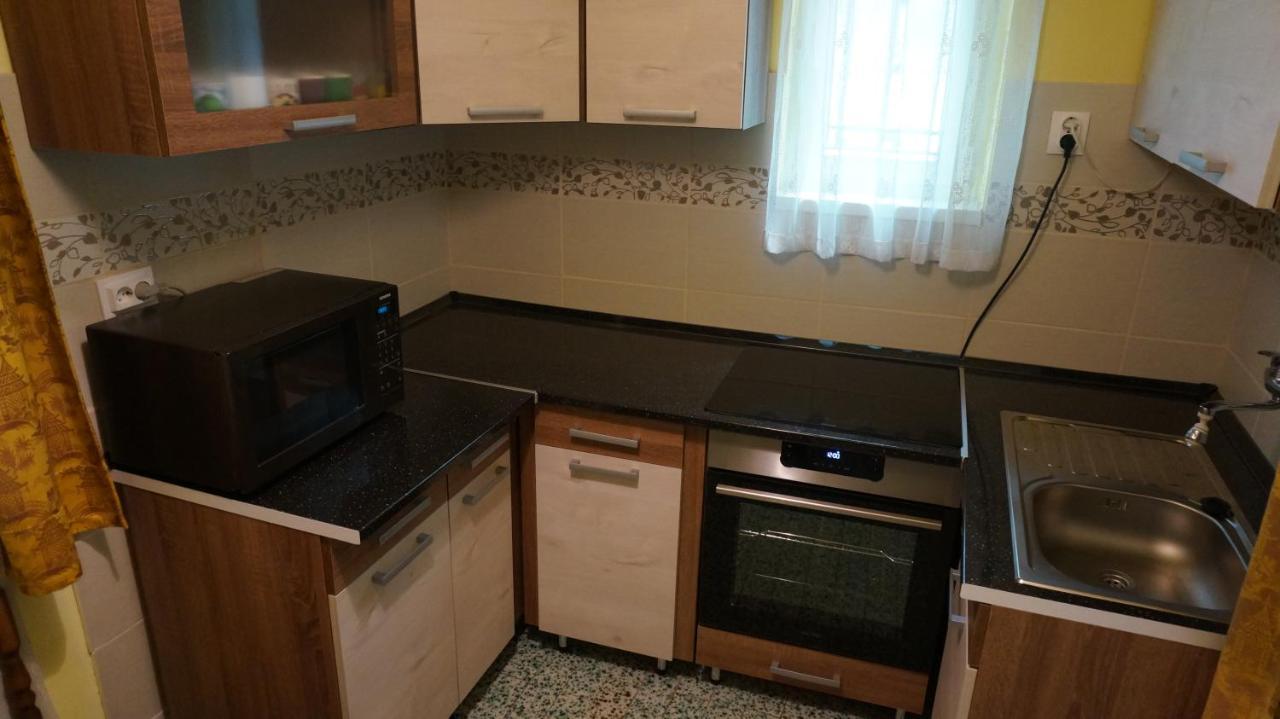 Sunny Apartman Nyíregyháza Exteriér fotografie